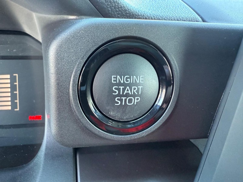 Toyota Tacoma 4WD Vehicle Image 09