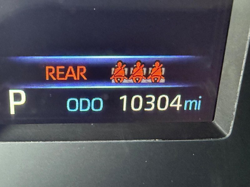 Toyota Tundra 4WD Vehicle Image 23