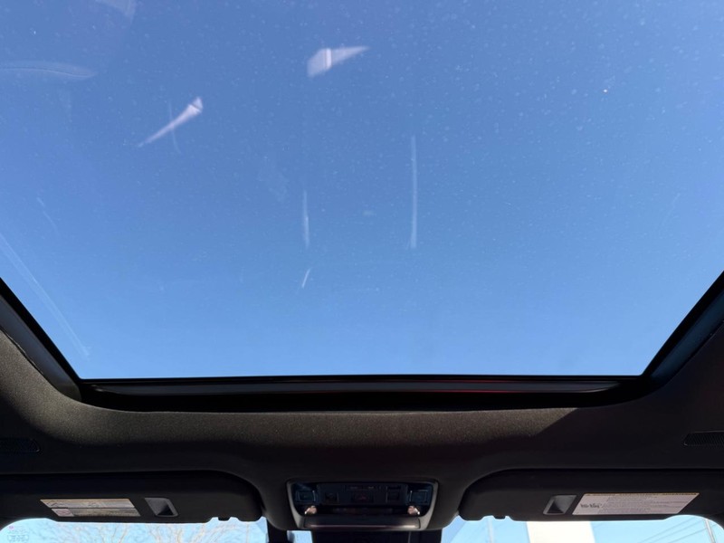 Toyota Grand Highlander Vehicle Image 13