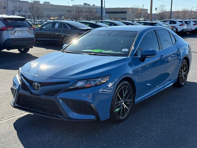 Toyota Camry Vehicle Image 08