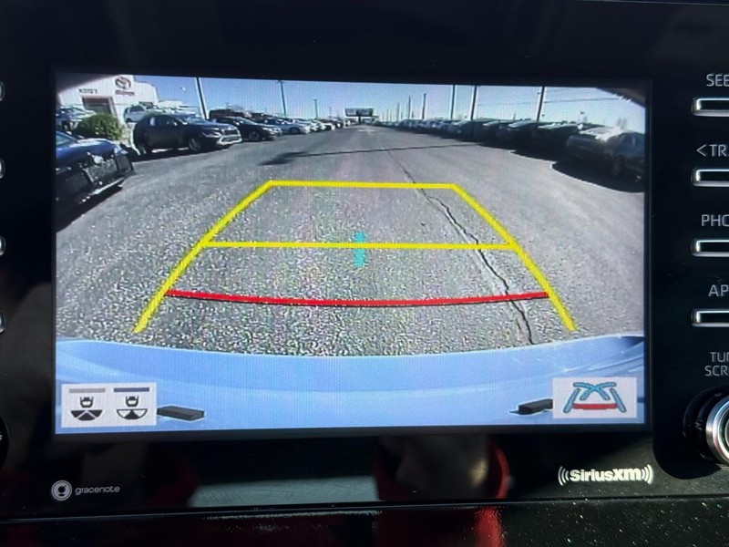 Toyota Camry Vehicle Image 17