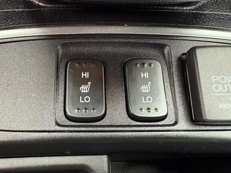 Honda CR-V Vehicle Image 17