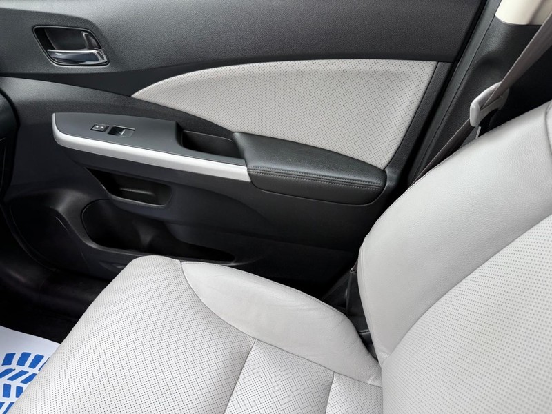 Honda CR-V Vehicle Image 21