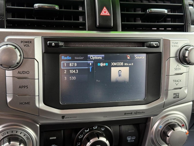 Toyota 4Runner Vehicle Image 16