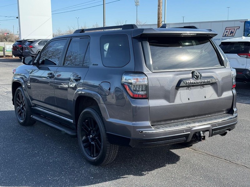 Toyota 4Runner Vehicle Image 05