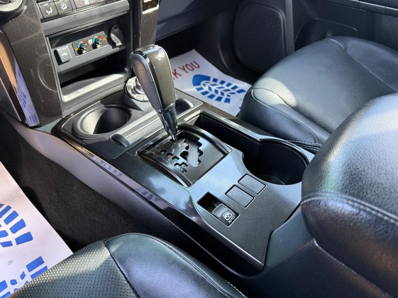 Toyota 4Runner Vehicle Image 20