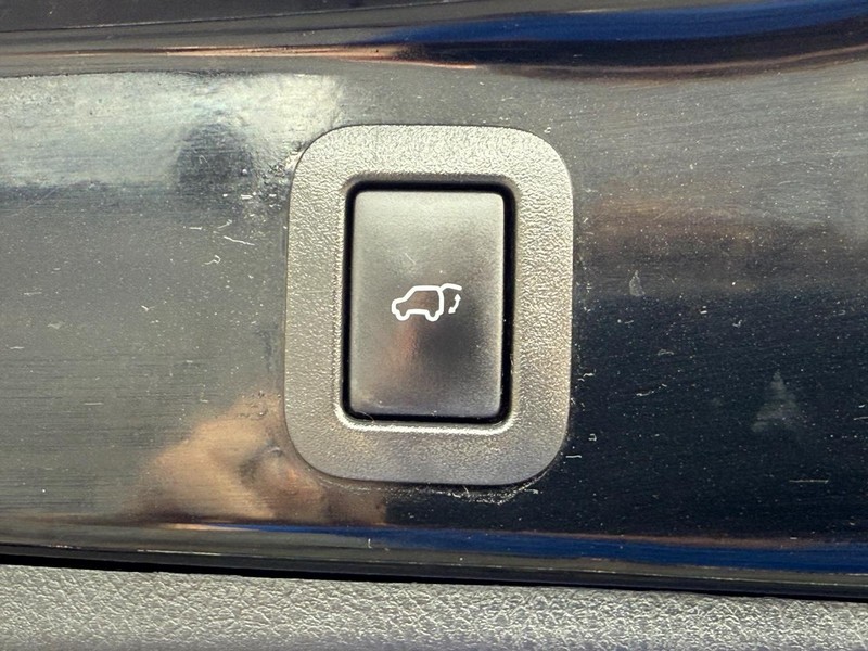 Toyota Highlander Vehicle Image 08