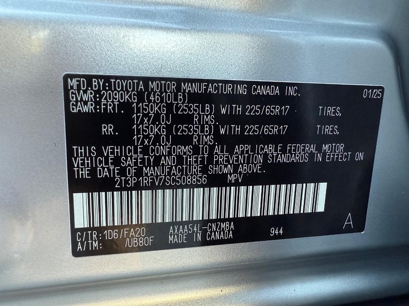 Toyota RAV4 Vehicle Image 25