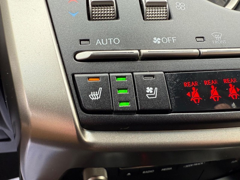 Lexus NX Vehicle Image 18