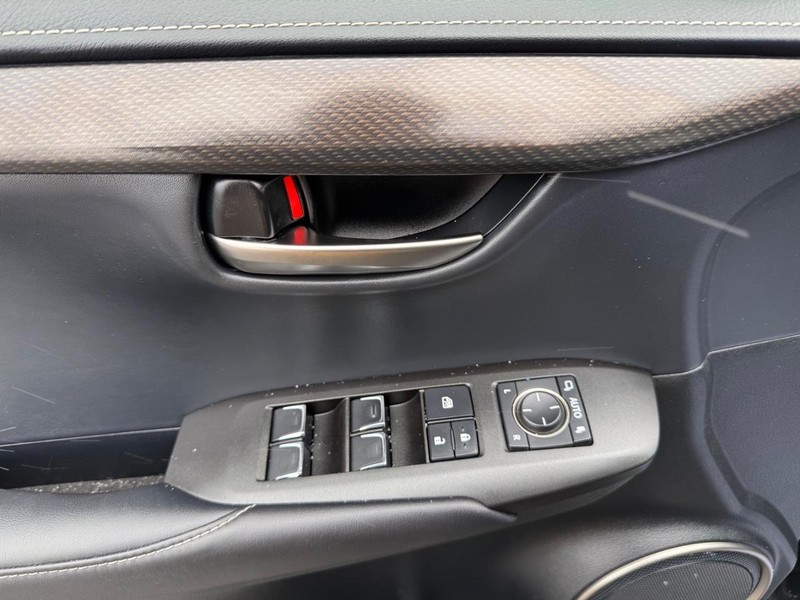 Lexus NX Vehicle Image 26