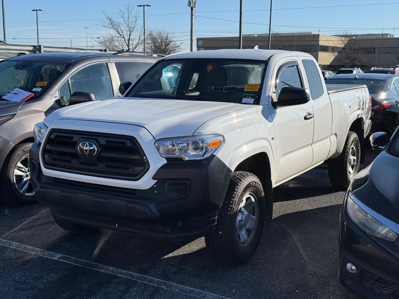 Toyota Tacoma 4WD Vehicle Image 02
