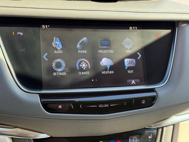 Cadillac XT5 Vehicle Image 19