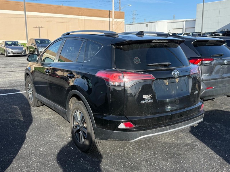 Toyota RAV4 Vehicle Image 03