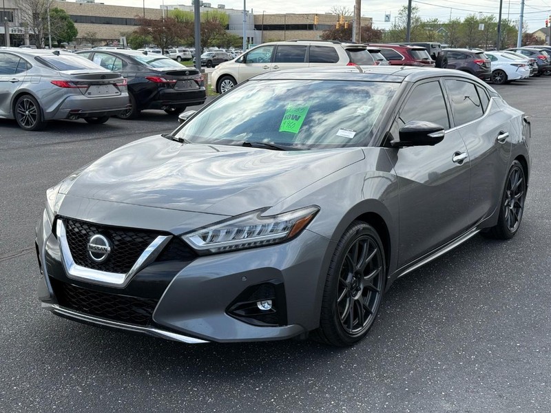 Nissan Maxima Vehicle Image 08