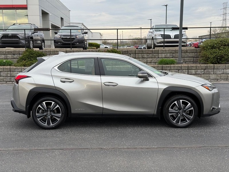 Lexus UX Vehicle Image 02