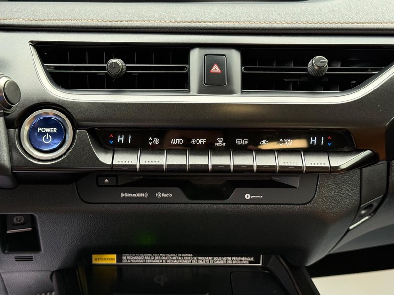 Lexus UX Vehicle Image 18