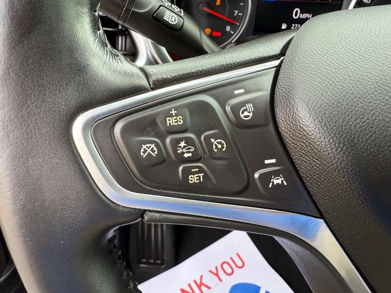 Chevrolet Equinox Vehicle Full-screen Gallery Image 14