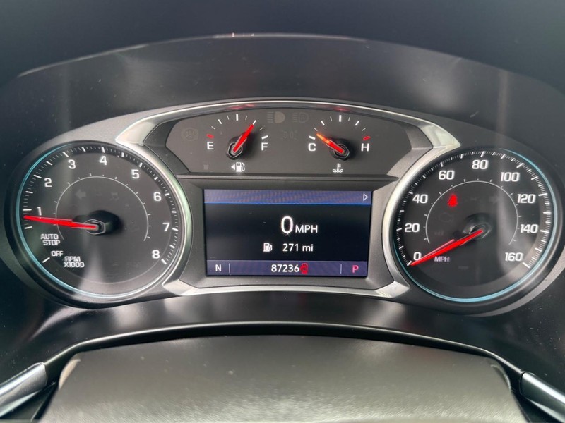 Chevrolet Equinox Vehicle Full-screen Gallery Image 23