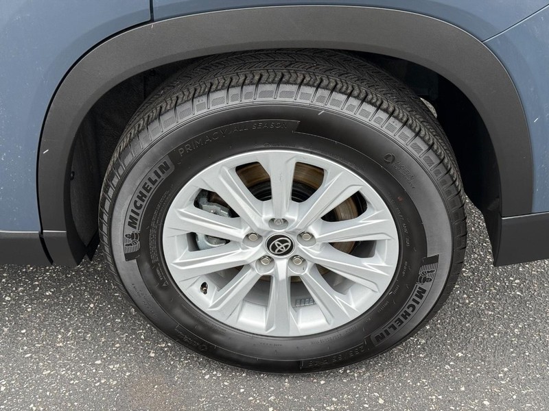 Toyota Grand Highlander Vehicle Image 06
