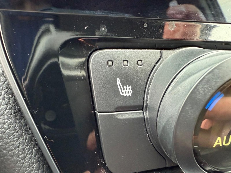 Toyota Grand Highlander Vehicle Image 18