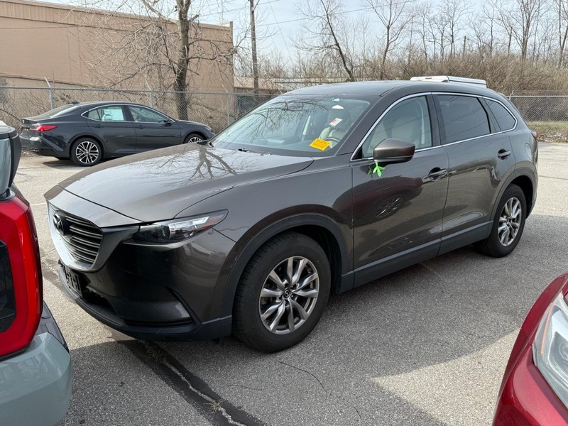 Mazda CX-9 Vehicle Image 02