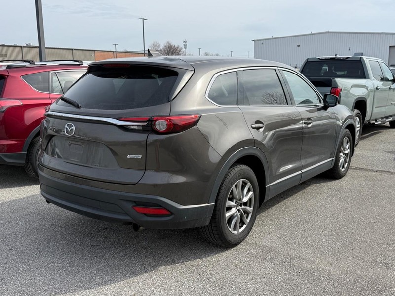 Mazda CX-9 Vehicle Image 04