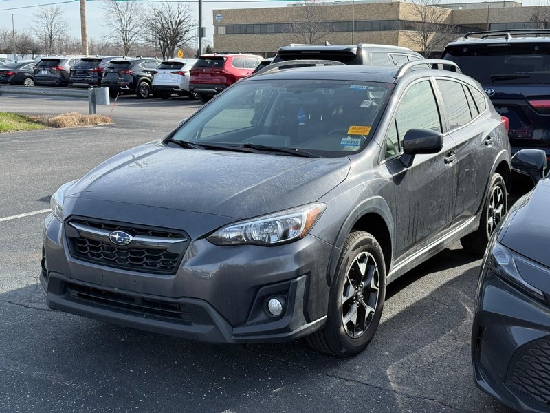 Subaru Crosstrek Vehicle Image 02