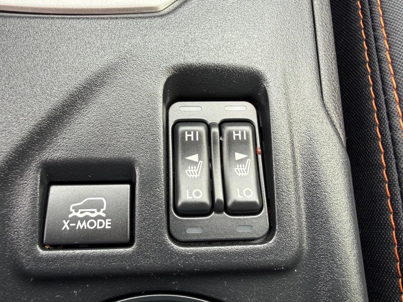 Subaru Crosstrek Vehicle Full-screen Gallery Image 17