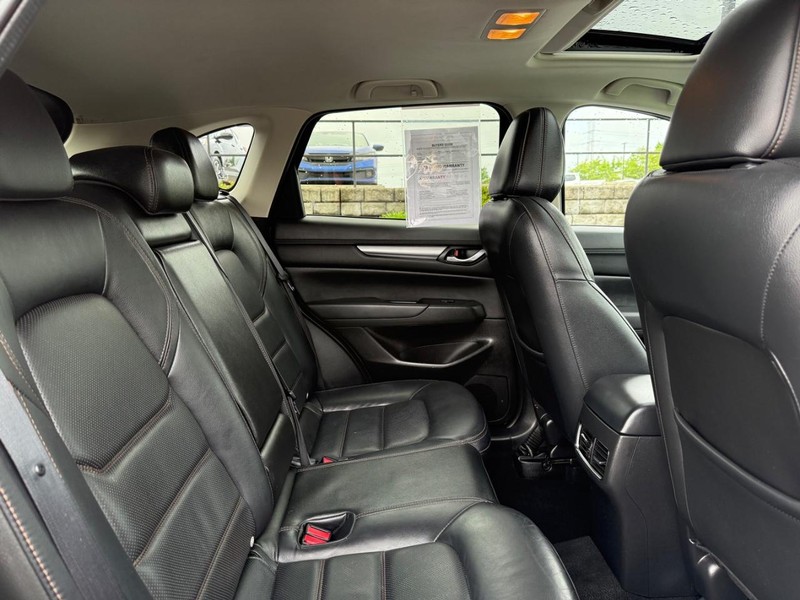 Mazda CX-5 Vehicle Image 11