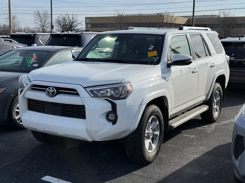 Toyota 4Runner Vehicle Image 02