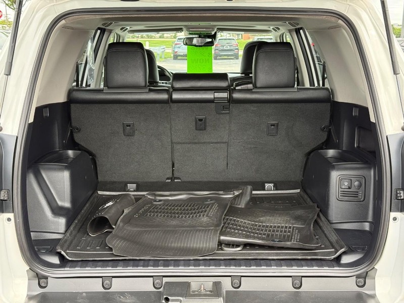 Toyota 4Runner Vehicle Image 07