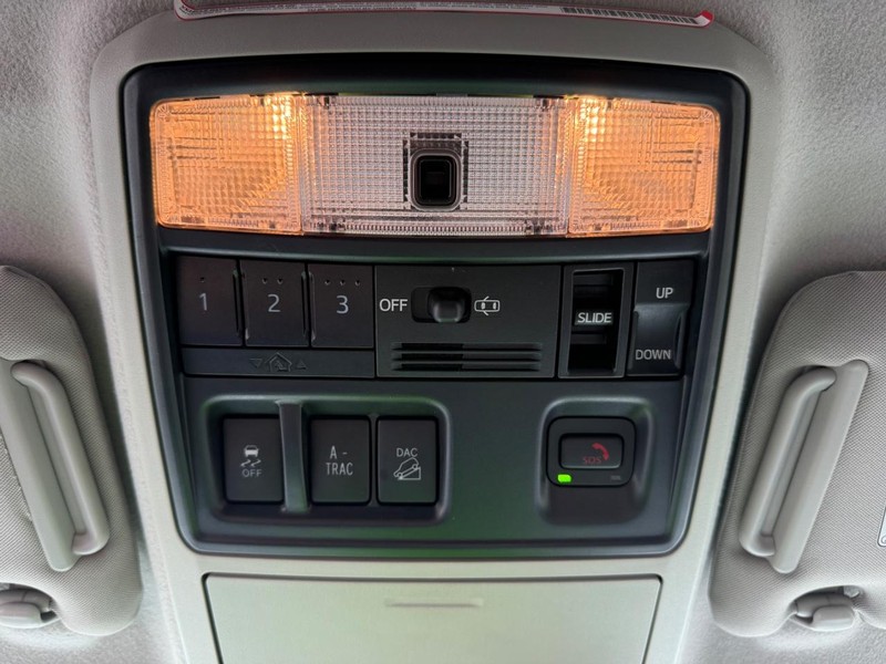 Toyota 4Runner Vehicle Image 22