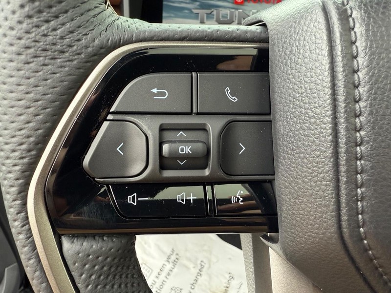 Toyota Tundra 4WD Vehicle Image 08