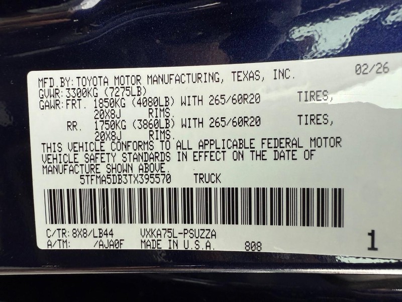 Toyota Tundra 4WD Vehicle Image 22