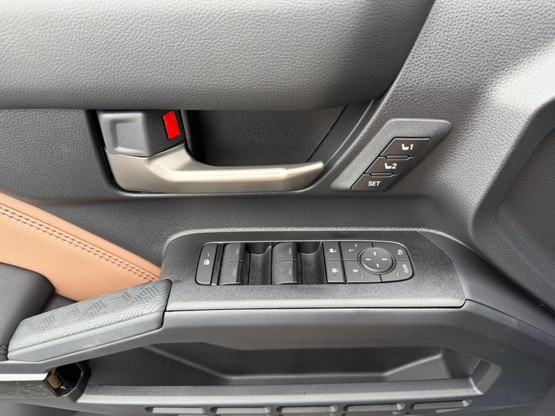 Toyota 4Runner Vehicle Image 20