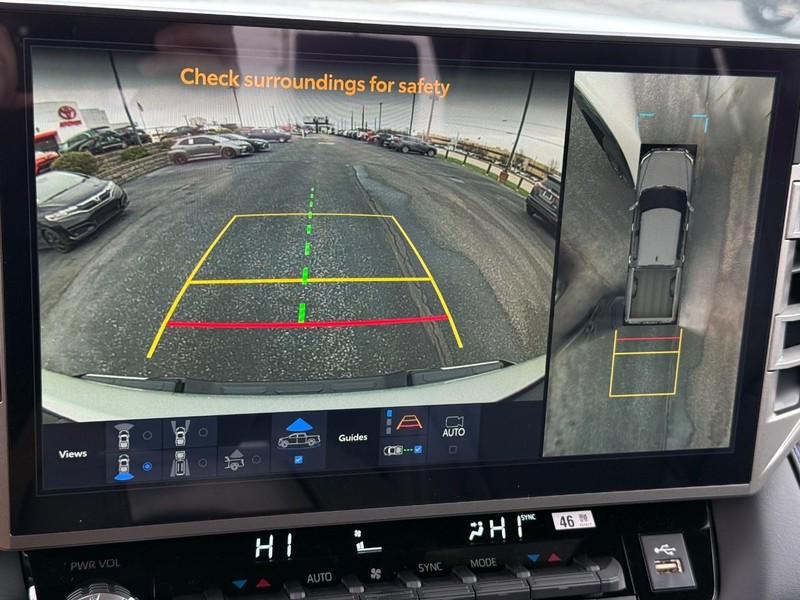 Toyota Tundra 4WD Vehicle Image 13