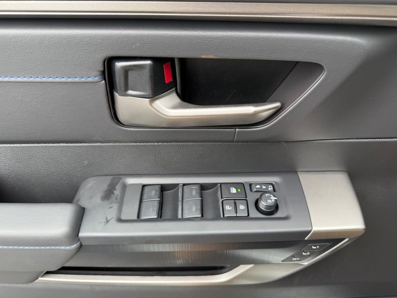 Toyota Tundra 4WD Vehicle Image 20