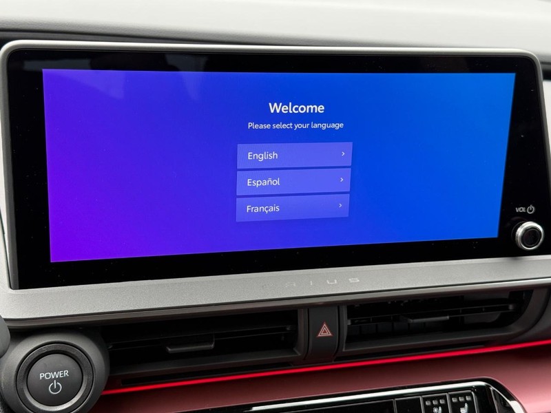 Toyota Prius Plug-In Hybrid Vehicle Image 11