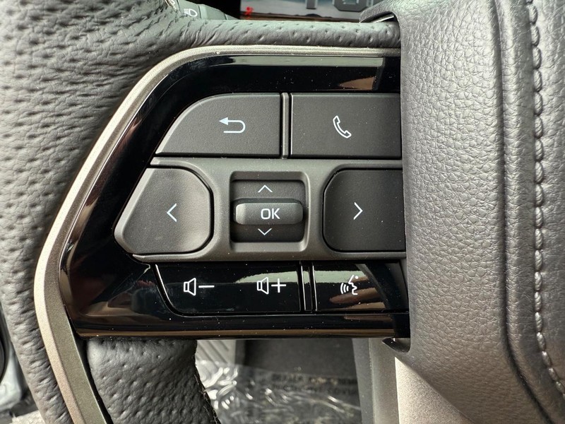 Toyota Tundra 4WD Vehicle Image 08