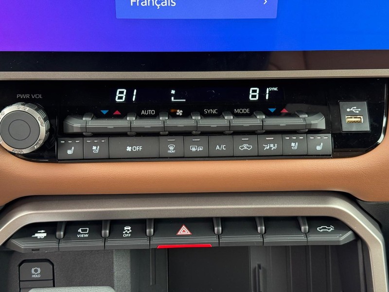 Toyota Tundra 4WD Vehicle Image 14