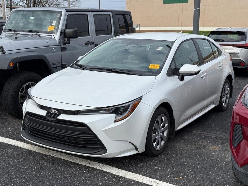 Toyota Corolla Vehicle Image 02