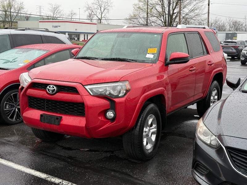 Toyota 4Runner Vehicle Image 02