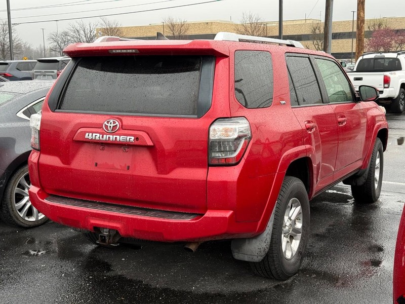 Toyota 4Runner Vehicle Image 04