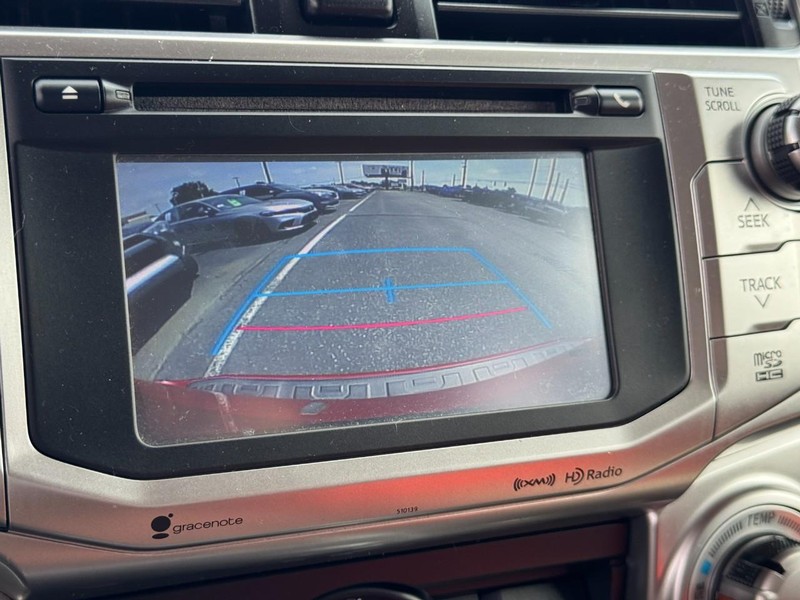 Toyota 4Runner Vehicle Image 20