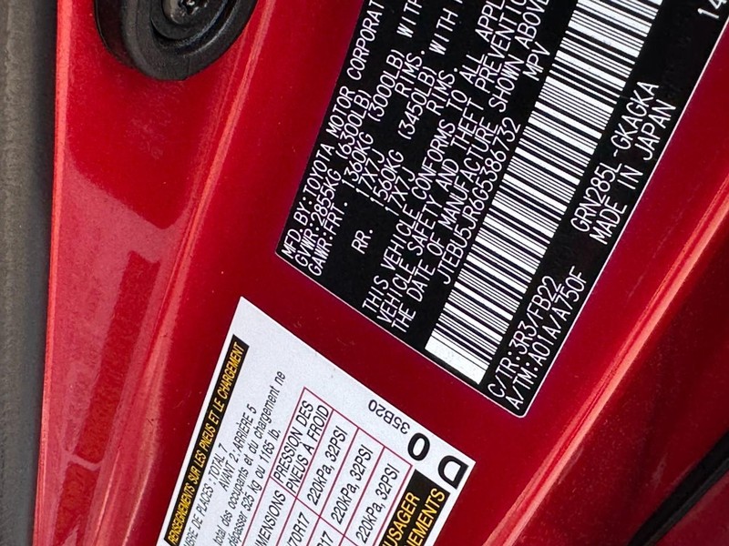 Toyota 4Runner Vehicle Image 23