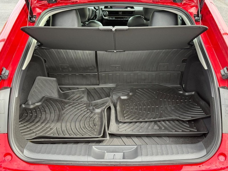 Toyota Prius Vehicle Image 07