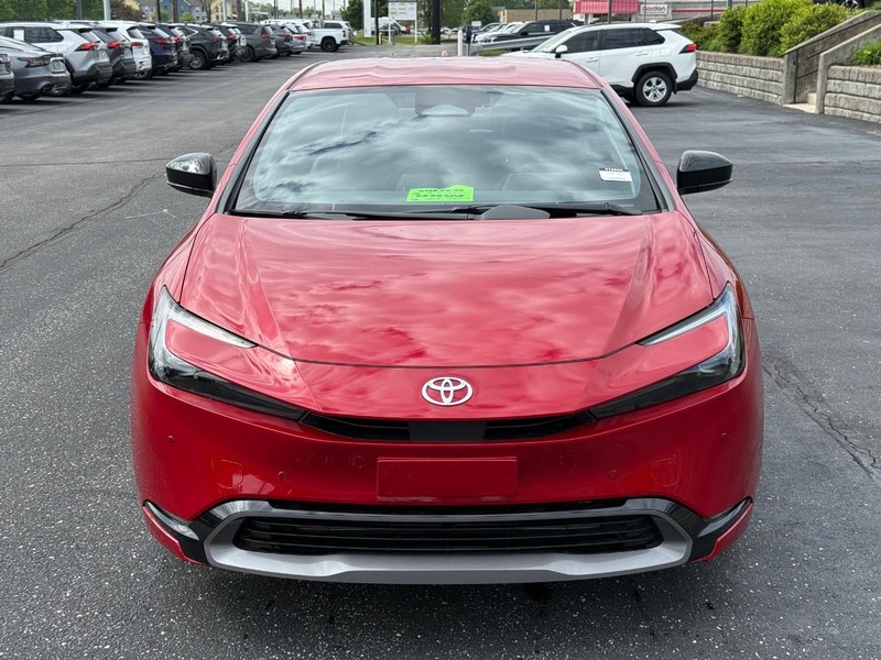 Toyota Prius Vehicle Image 09