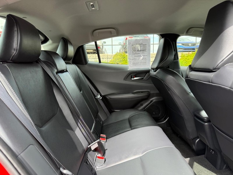 Toyota Prius Vehicle Image 10