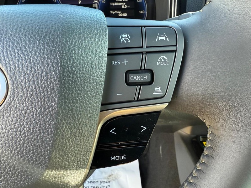 Toyota Camry Vehicle Image 09