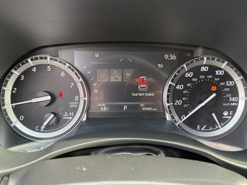 Toyota Highlander Vehicle Image 25